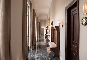 HOTEL PLAZA 79