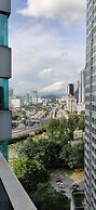 Summer Suites KLCC by Luna
