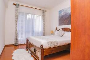 Makao Suite