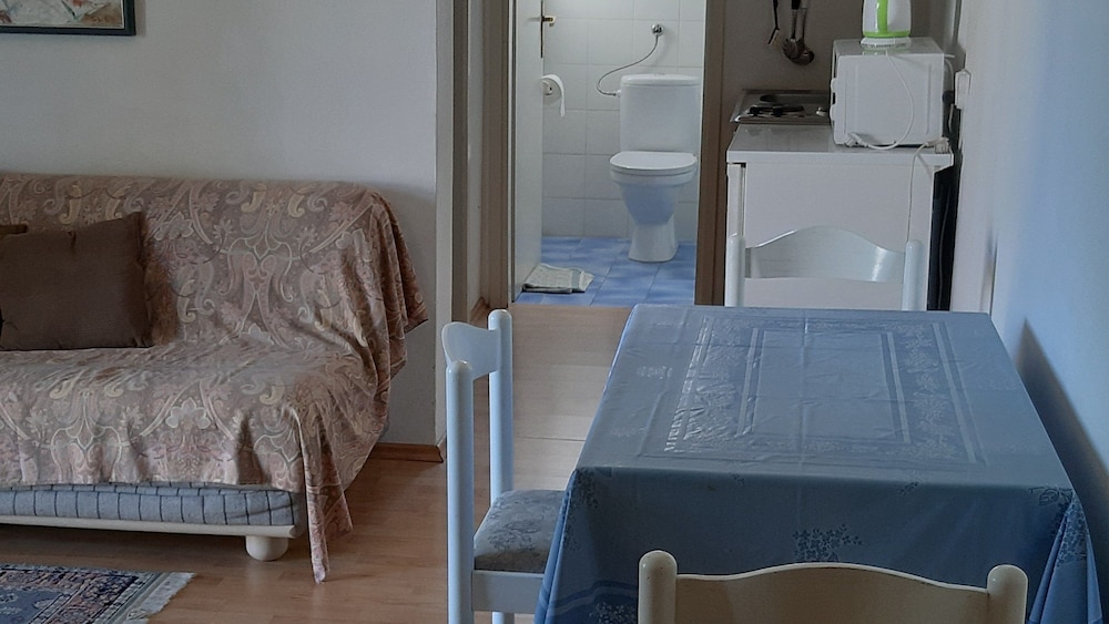 Apartments Oleandar Selce
