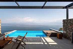 Le Grand Bleu Resort