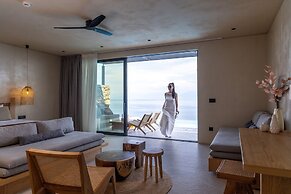 Le Grand Bleu Resort