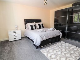 Nant House