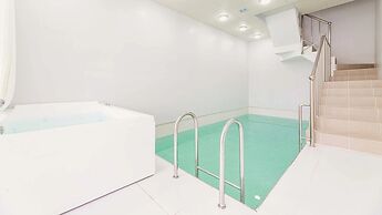 Yeosu Nukim Poolvilla