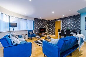 Impeccable 2-bed Apartment in Liverpool