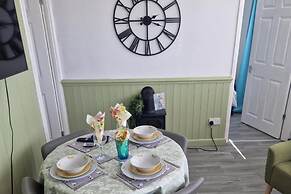 Chalet Ty Lilli Wen -sleep 6- Pet Friendly