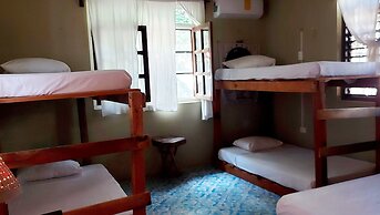 LULÚ La Bruja Yoga Lodge