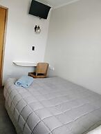 White Horse Inn Restaurant & Motel