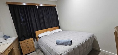 White Horse Inn Restaurant & Motel