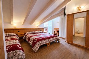 Pier Hotel