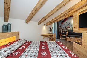Pier Hotel