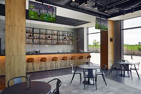 Q Hotel Plus Wrocław Bielany