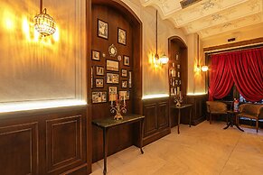 Meroddi Barnathan Hotel