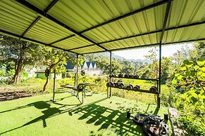 Paradise Pool Resort
