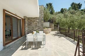 Elani Elaia Villas