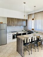 Elani Elaia Villas