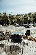 Moxy Simmern