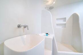 Narciso Luxury Suites