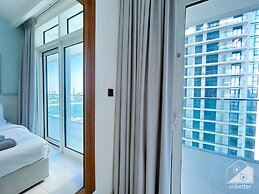 Luxurious Beach front Apt with balcony Dubai Marina