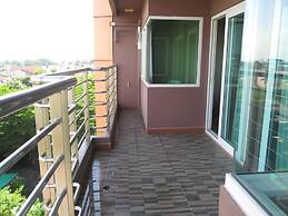 Nest n Rest Hotel