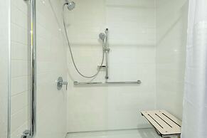 Comfort Inn and Suites