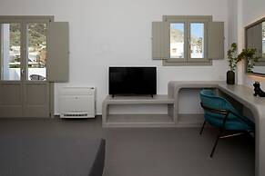 Mountain and Sea Suites