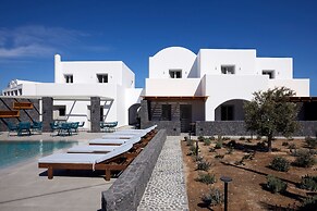 Mountain and Sea Suites