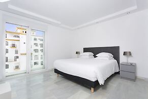 B51 Executive Flats Marbella Puerto Banus