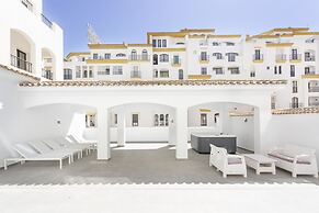 B51 Executive Flats Marbella Puerto Banus