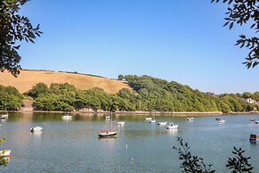 Waters Reach