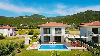 Kuytu Kas Houses