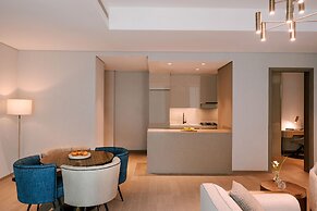 Aura Suites