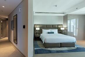 Aura Suites
