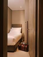 Aura Suites