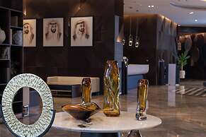 Aura Suites
