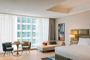 Aura Suites