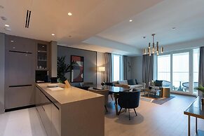 Aura Suites