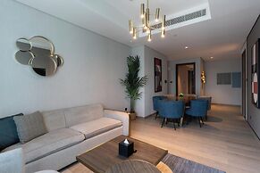 Aura Suites