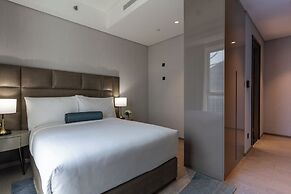 Aura Suites
