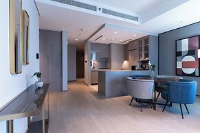 Aura Suites