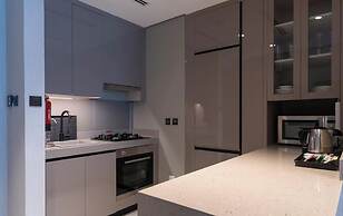 Aura Suites