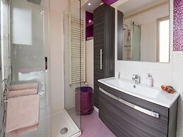 Apartment Point
