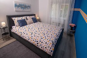 Apartment Point