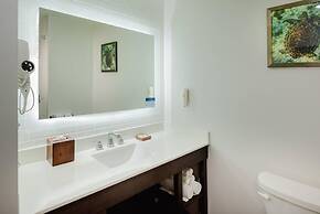 Comfort Inn & Suites Tobago