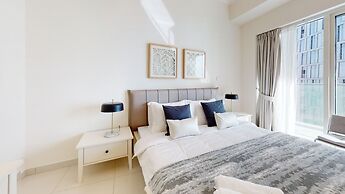 SuperHost - Stylish Apartment With Full Marina Views