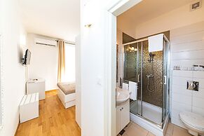 Riva City Rooms