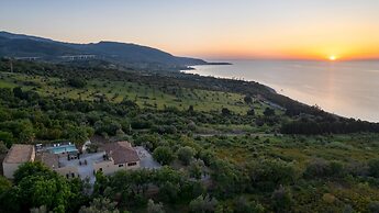 Villa Le Sorbe 12 in Caronia