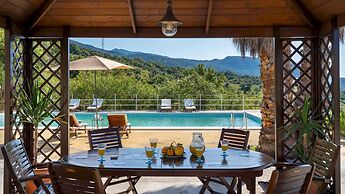 Villa Le Sorbe 12 in Caronia