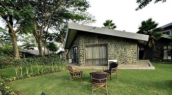 CAVES COUNTY RESORT