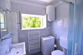 A2 - Luxury apt in Center, Just 5min From Beach